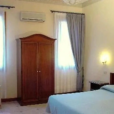 فلوريدا فندق 2*