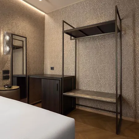 Hotel Atmosphere