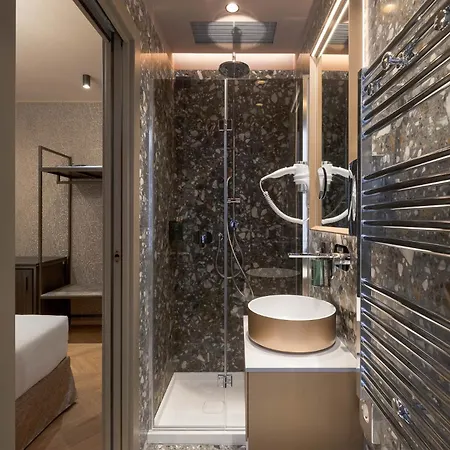 Atmosphere Hotel 2*