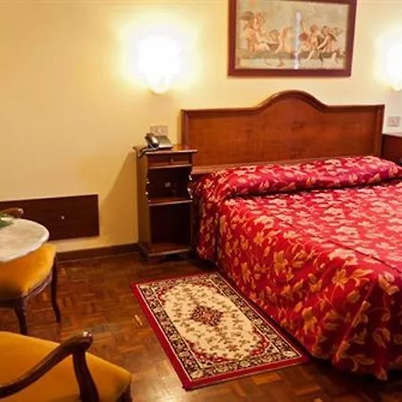 Hotel Atmosphere 2*