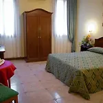 Hotel Atmosphere ונציה