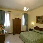 Hotel Atmosphere 2*