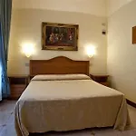 Hotel Atmosphere 2* ונציה
